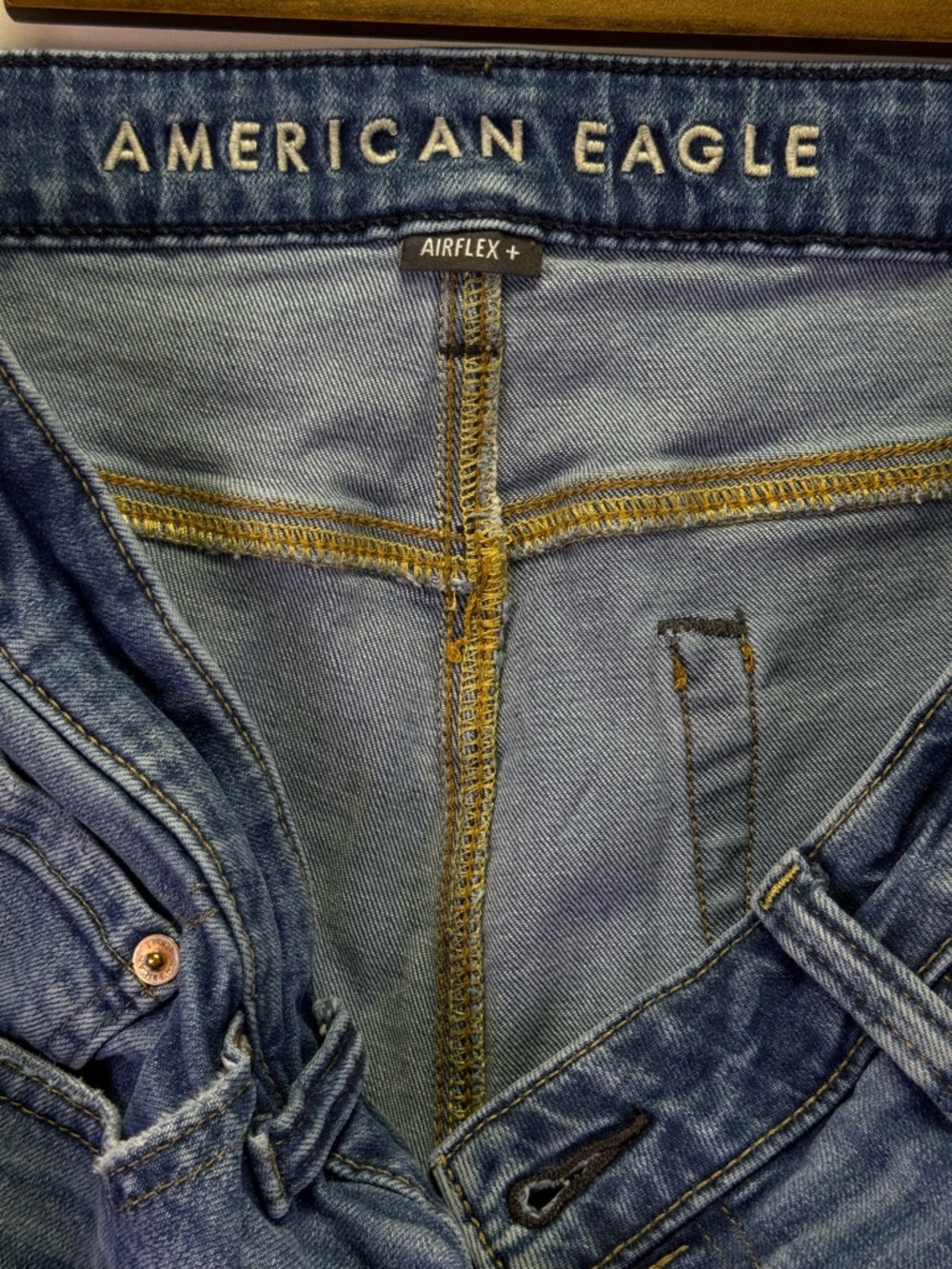 American Eagle Men's Original Bootcut Jeans Medium Wash Size 36x34 - Picture 6 of 7